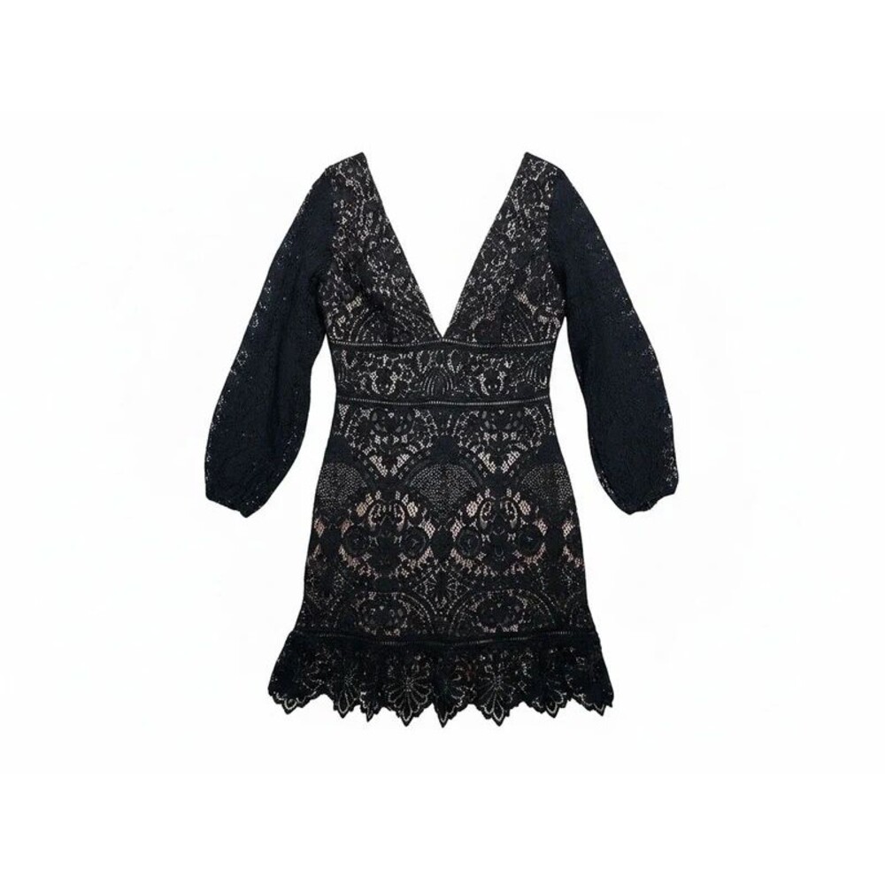 BB Dakota Lace dress